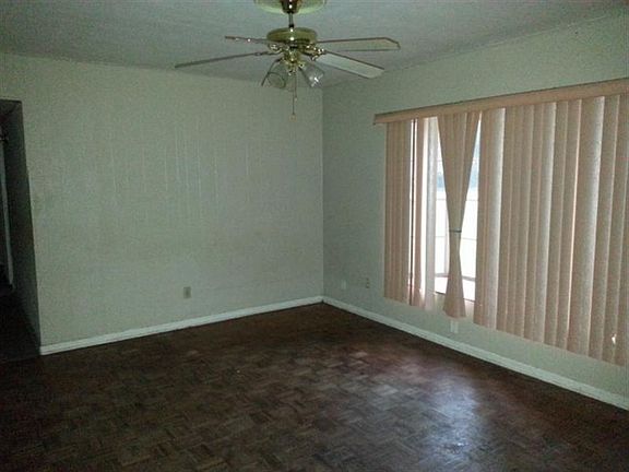 5th image of 5002 Cumberland Dr