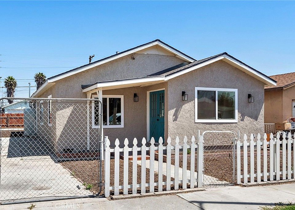 1st image of 1005 E Cruces St