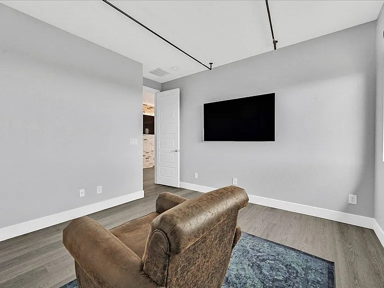 12430 Brass Ridge Dr — Photo 31