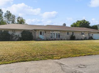 436 W 4th St, West Wyoming, PA 18644