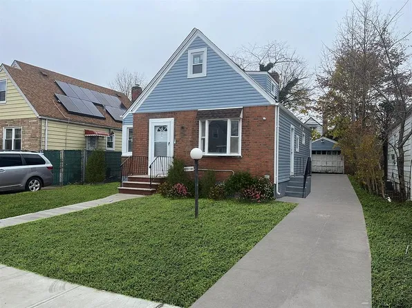 12041 231st St, Cambria Heights, NY 11411
