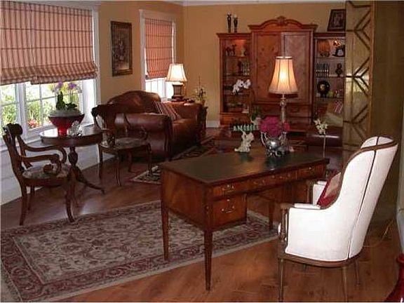 5th image of 6660 Parkland Dr