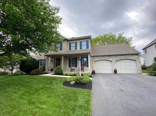 1802 Windrow Dr, Lancaster, PA 17602