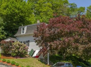 67 Greenwood St, Wakefield, MA 01880
