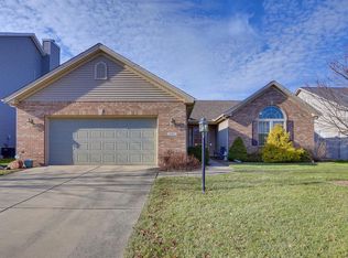 1405 Brookhaven Dr, Mahomet, IL 61853