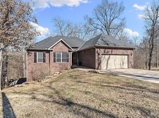 6 Burns Cir, Bella Vista, AR 72714