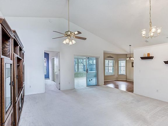 4th image of 2203 Ipsden Dr