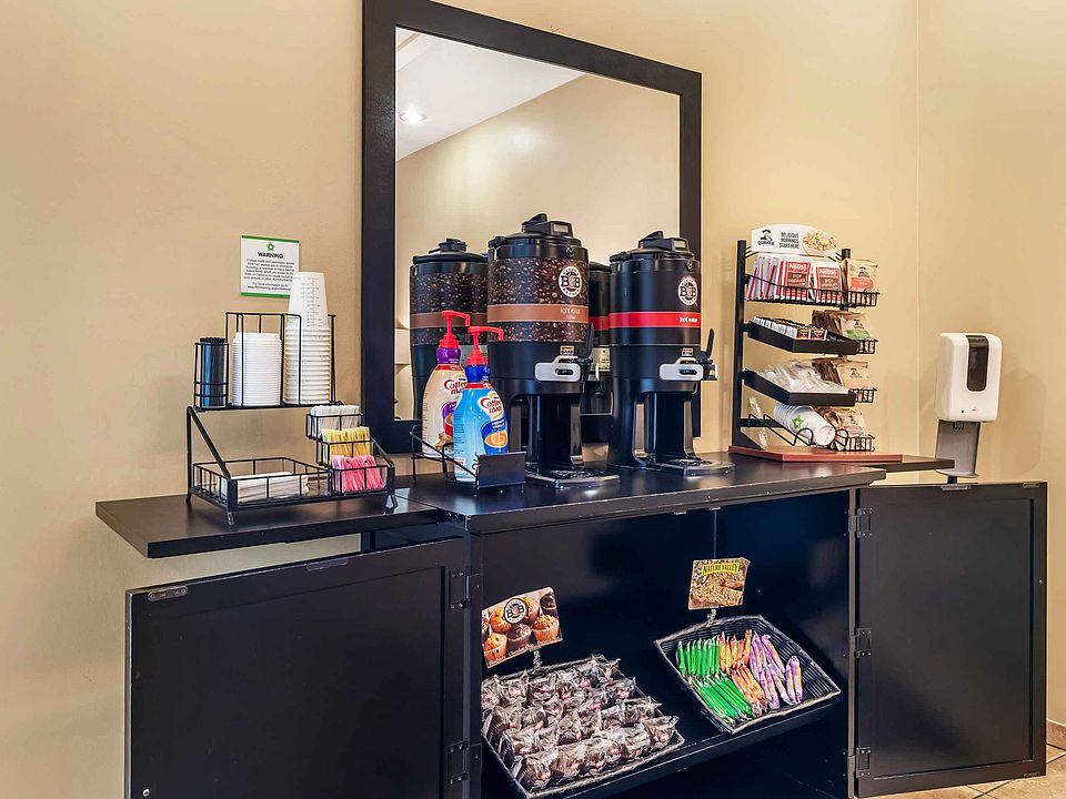 Free Grab-and-Go Breakfast