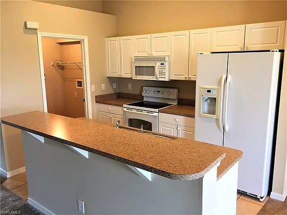 4th image of 2612 NW 8th Pl