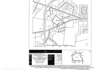 34 West St, Newnan, GA 30263