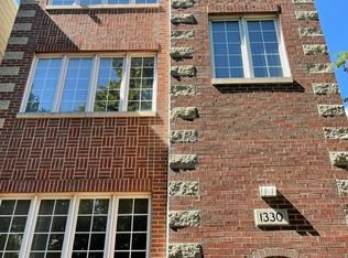 1330 N Greenview Ave #2, Chicago, IL 60642