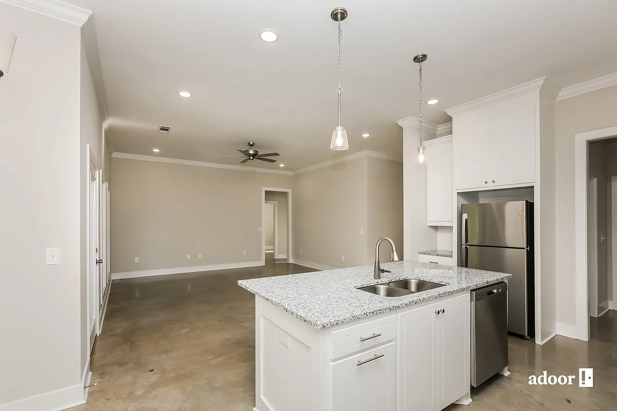 Building Photo - 136 Shelby Mae Cir