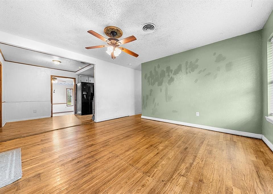 218 Meggs Blvd, Copperas Cove, TX 76522 | MLS #9065174 | Zillow