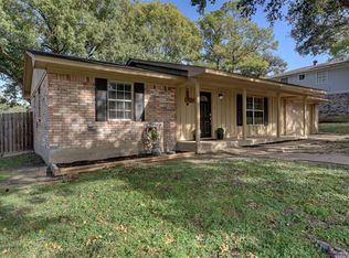 1604 Eldon St, Brenham, TX 77833