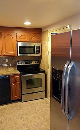 3rd image of 16740 NE 9th Ave APT 602