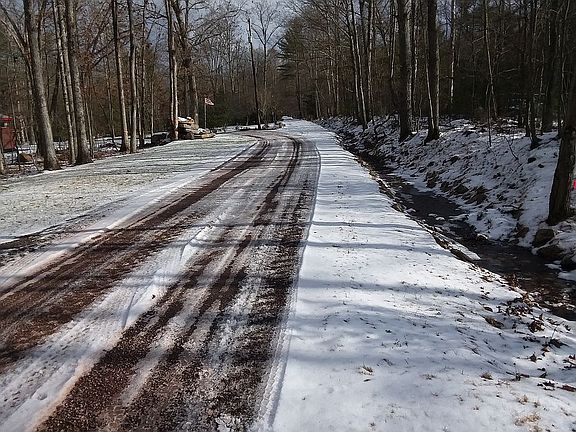 3rd image of 705B Scotch Valley Dr