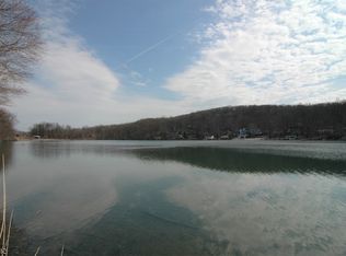 20 Harborside Dr #13, Sussex, NJ 07461