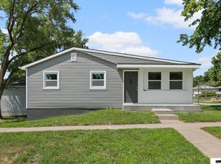 900 W Dawes Ave, Lincoln, NE 68521