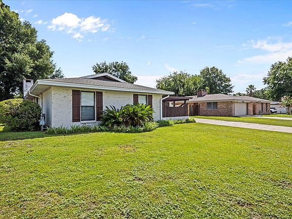 3rd image of 1619 Date Palm Dr