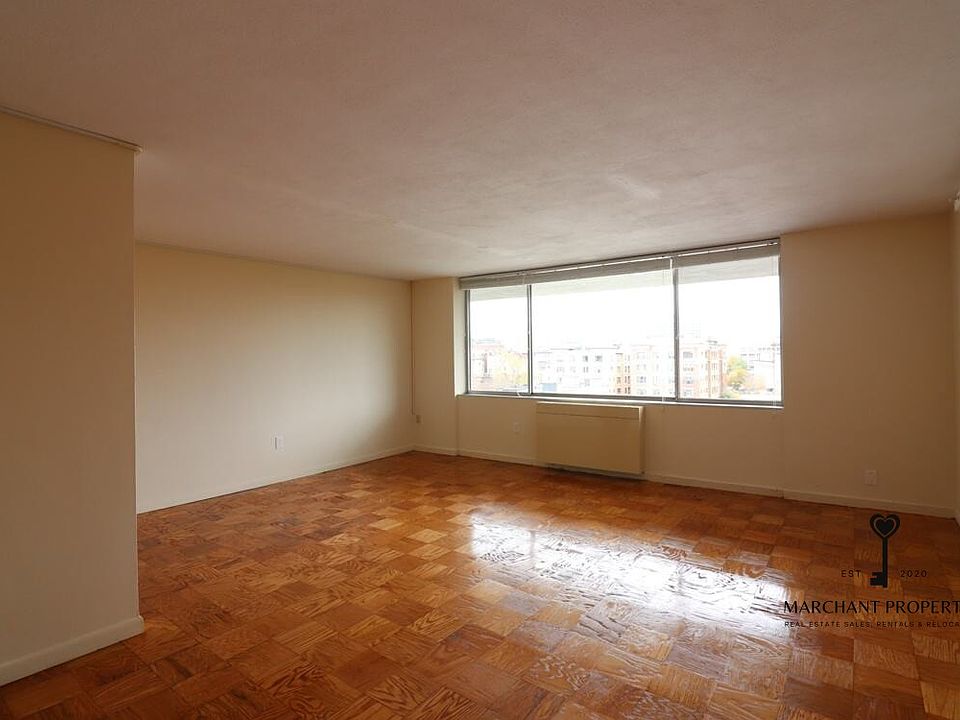 1st image of 103 Monmouth St #907