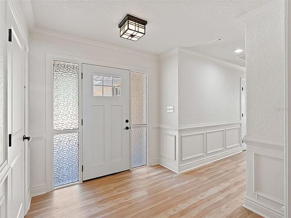 4th image of 10916 SE Timucuan Rd