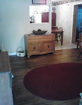 Dining rm/living rm