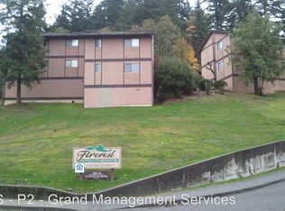 1140 19th St APT 11, Myrtle Point, OR 97458