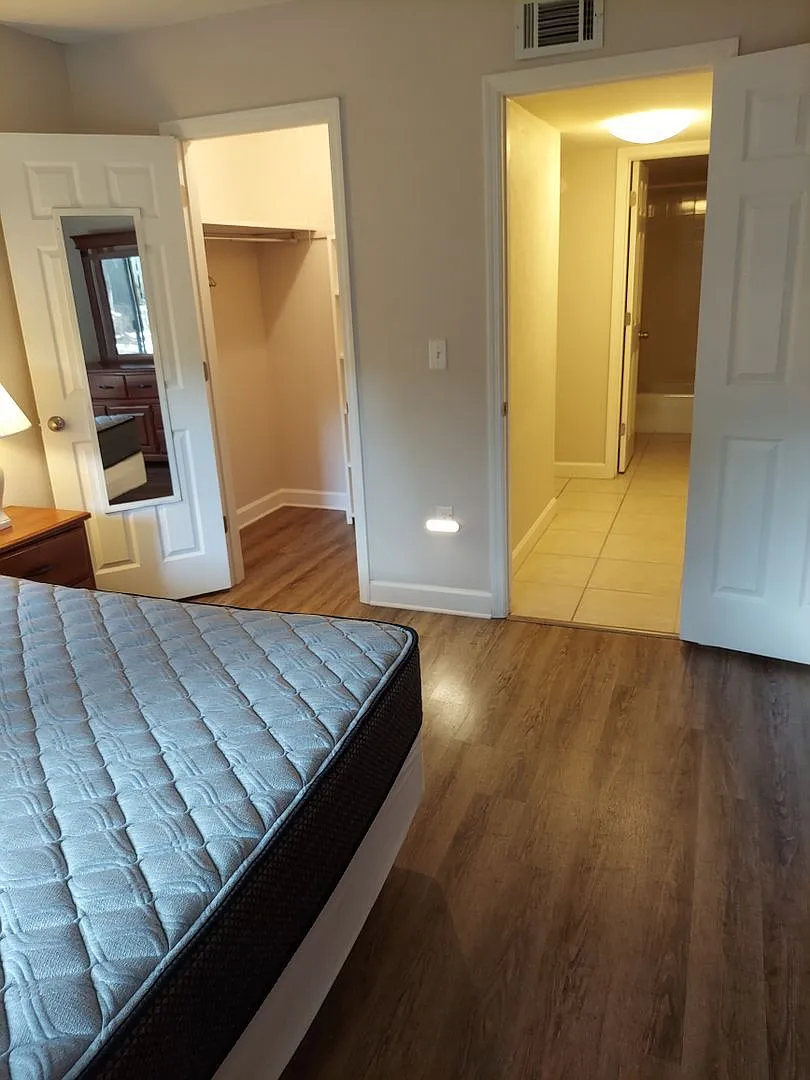 Summit House — Photo 4