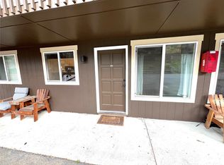 178 Lovers Ln, Eastsound, WA 98245