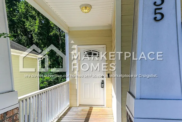 35 Greenbrook Ct — Photo 3