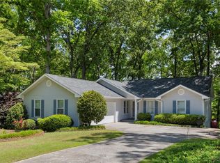 520 Arrowhead Dr, Lavonia, GA 30553