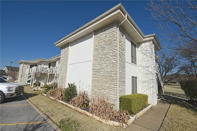 1st image of 4207 Fairway Dr