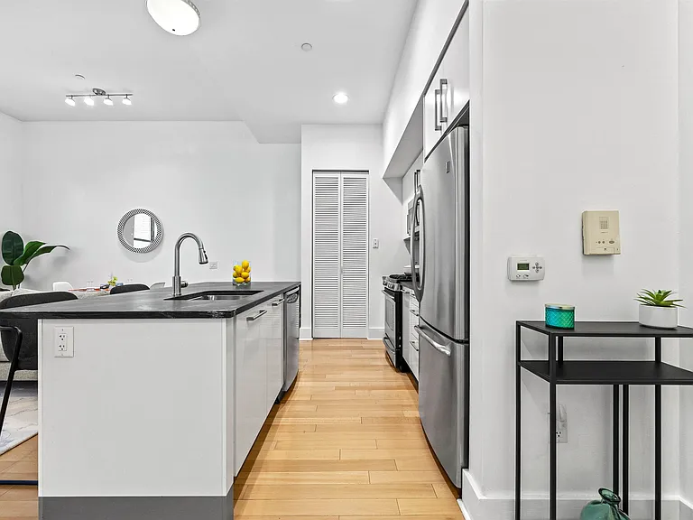 4 Beacon Way #211R — Photo 3