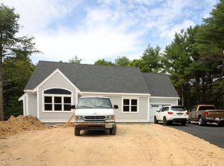 41 Pinewood Dr, Falmouth, MA 02536