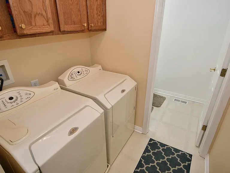 3043 Armory Dr — Photo 18
