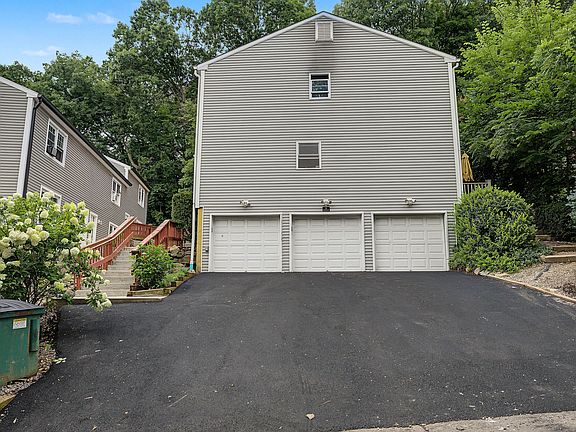2nd image of 6 Irving Pl #3C