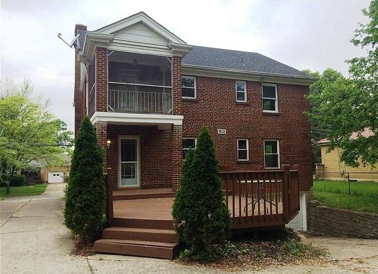 1st image of 1092 Covedale Ave