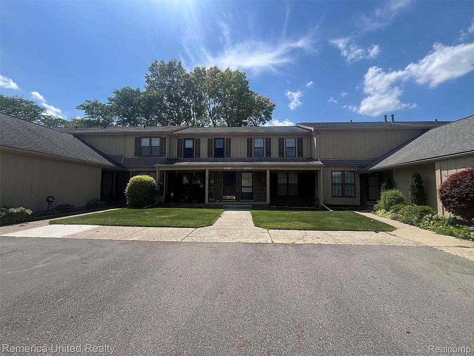 1st image of 31621 Green Meadow Ln