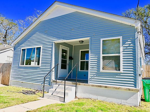 2nd image of 1017 Raymond Dr