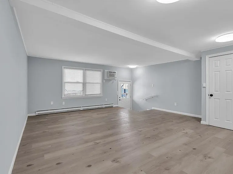 542 Miller Ave #7 — Photo 9