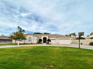 2354 E Laurel St, Mesa, AZ 85213