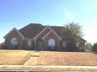 127 Elkwood Ln, Hernando, MS 38632