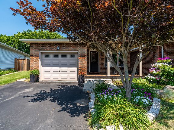 2nd image of 84 Sandra Cres