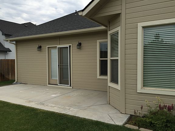 4th image of 829 W River Stone Ct