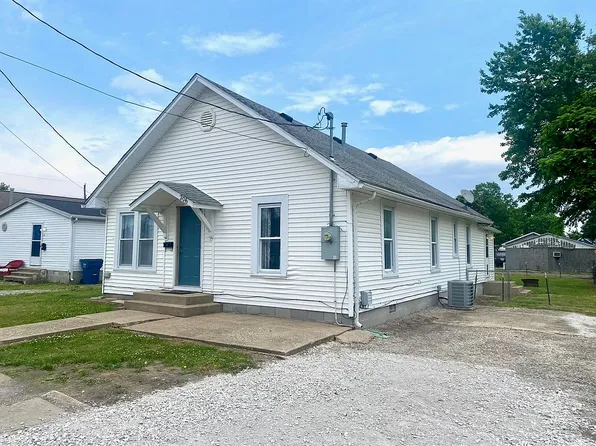 206 S Horn St, West Frankfort, IL 62896