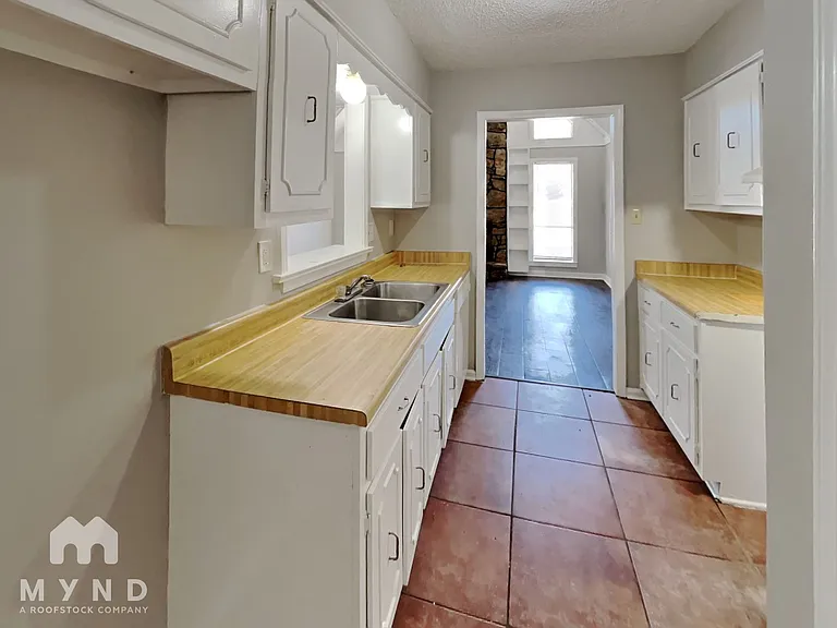 4578 Crump Rd — Photo 7