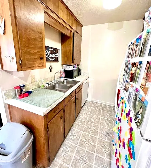 701 Llano Pl — Photo 3