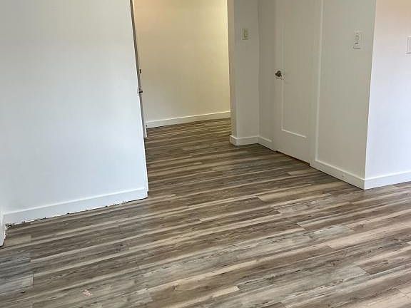 3rd image of 20 Porach St