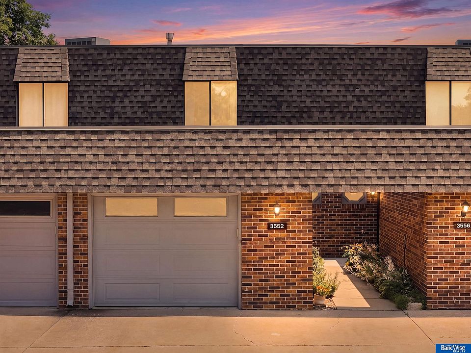 1st image of 3552 Neerpark Dr