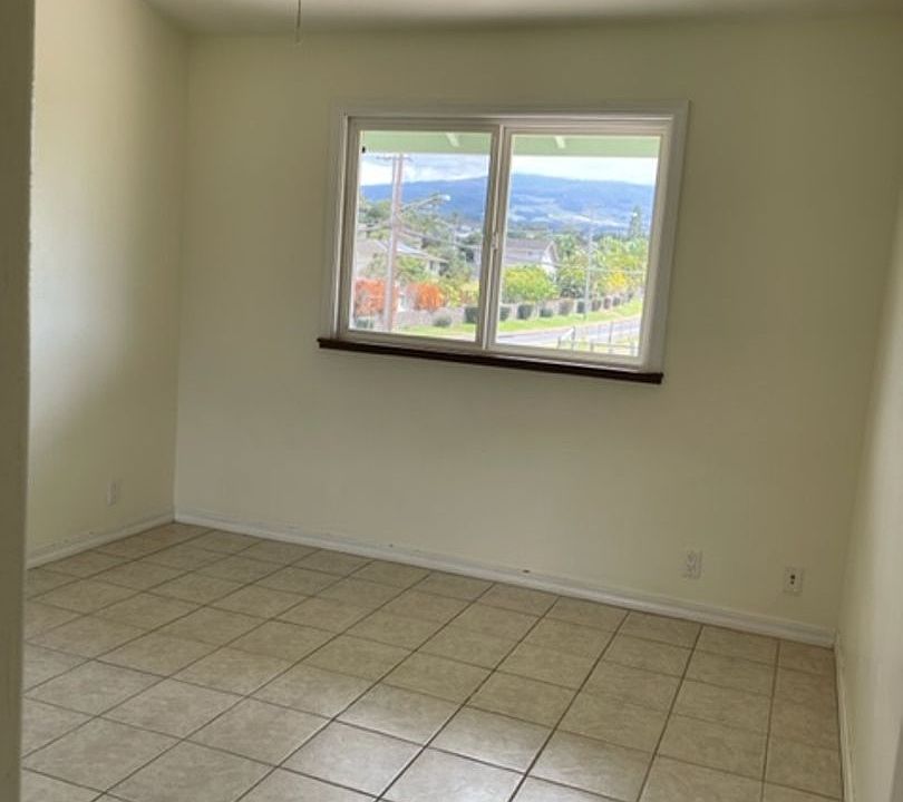 2930 Old Haleakala Hwy Pukalani, HI 96768 2930 Old Haleakala Hwy